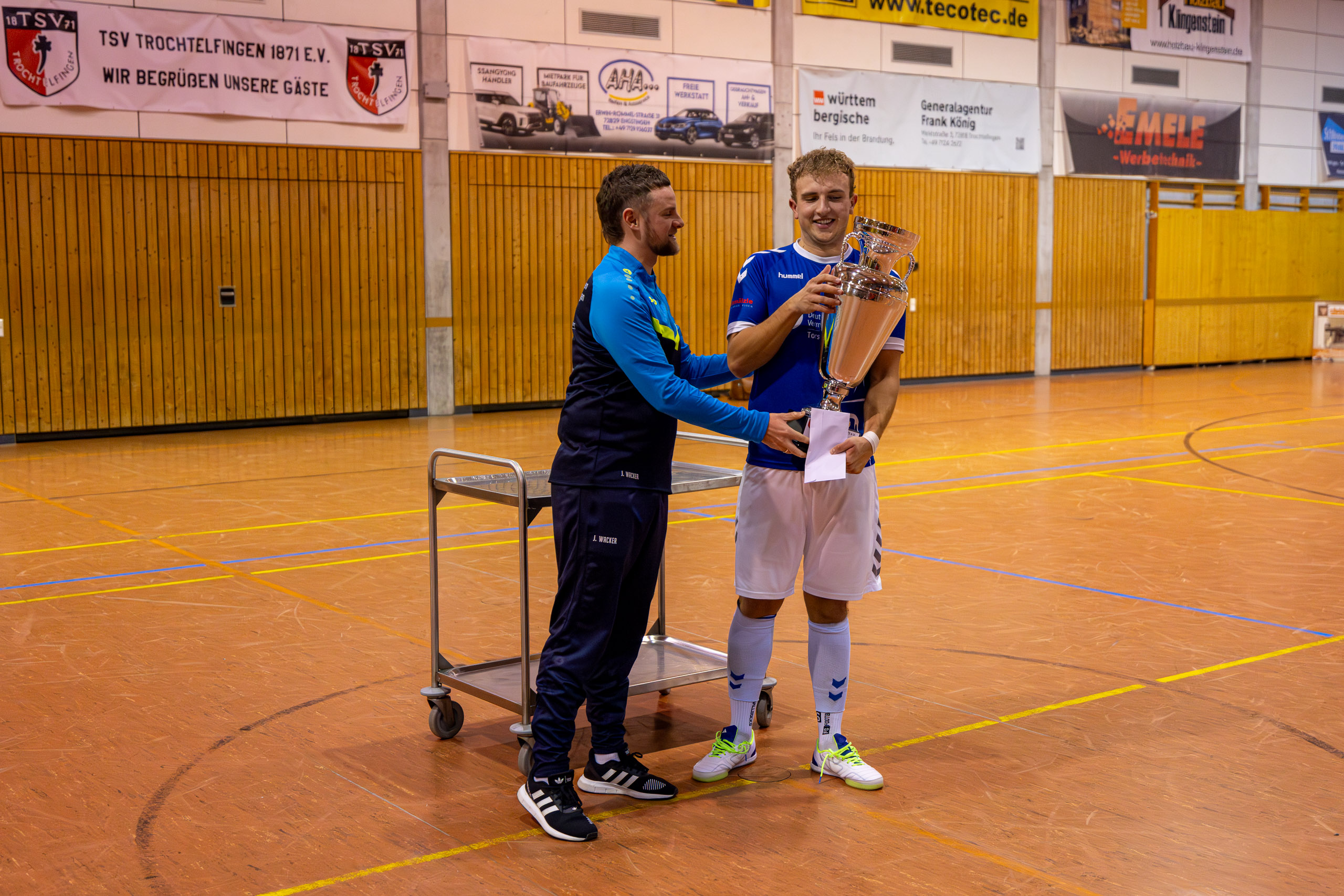 20250118205544 R5D 10330 e